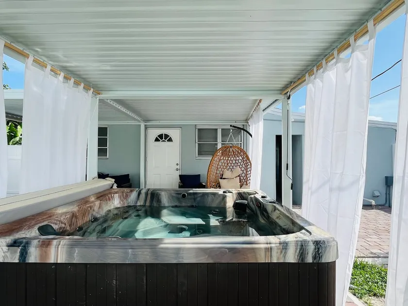 Relaxing Getaway with Hot Tub - Image 1