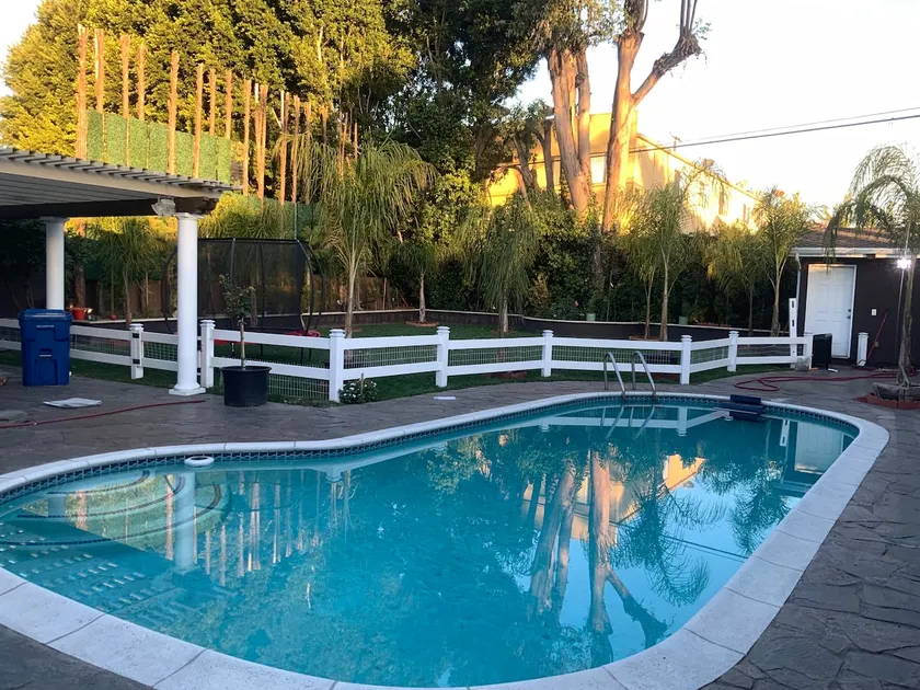 6+5 Oasis of Quiet Private Beauty and Comfort - Image 1