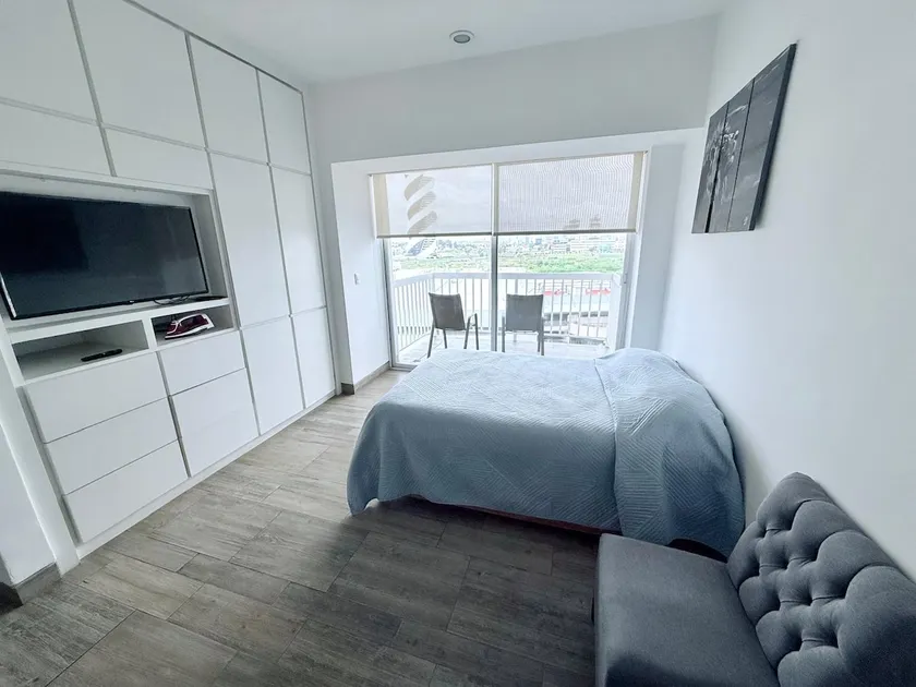 Sonata Living &Vistas Angelopolis. Cama King size - Image 1