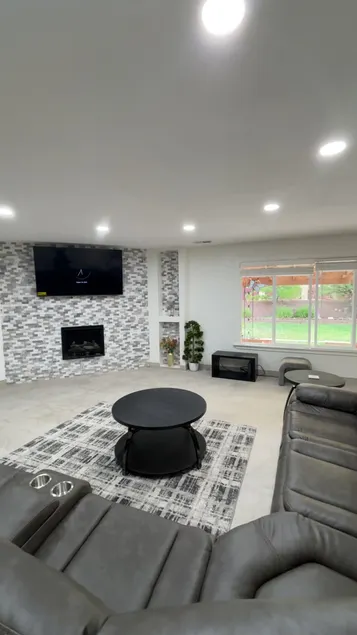 Cedar View Home - Image 1