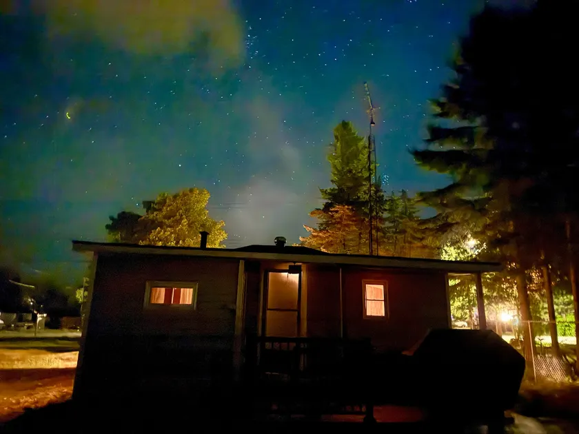 Georgian Bay Cottage/ Beach Access •Yard• Sleeps 8 - Image 1