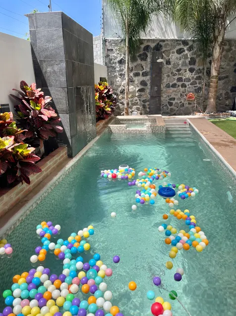 House with heated pool in Fracc Brisas Temixco - Image 1
