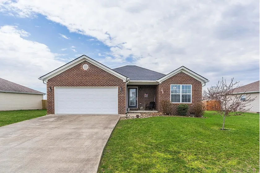 3 bedroom/2 bath home quiet and cozy - Image 1