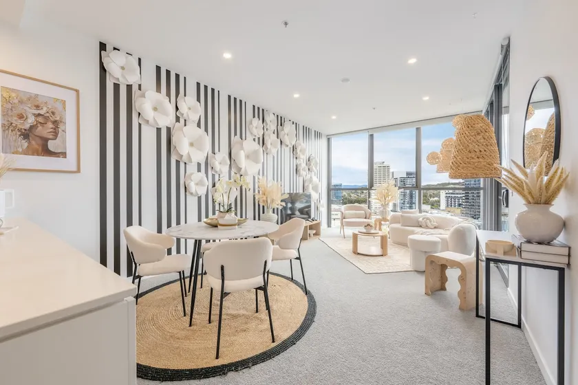 Chic 1BR with Pool, Near Canberra Hospital n Mall - Image 1