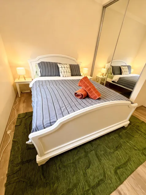 Private | Free Parking | AC | Near Airport | WIFI - Image 1