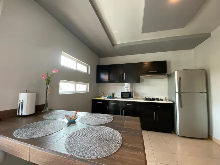 Private, safe 5-star suite - Image 1