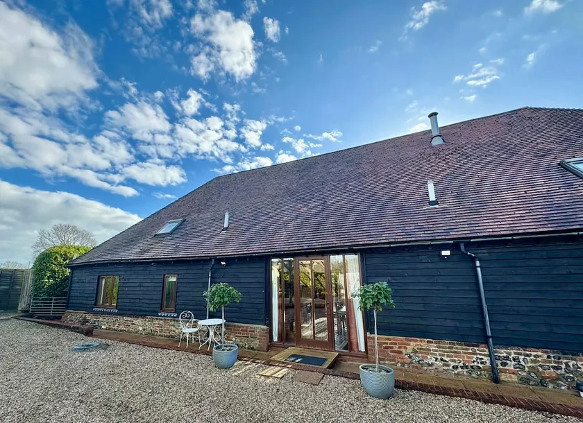 THE BARN at Brookfield Farm, Walberton - Image 1