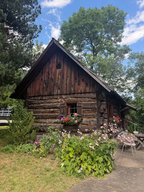 Gindischbachhütte - Image 1