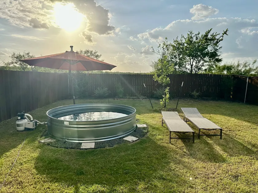 Peaceful Pool Home | ~10 Mins to COTA & Germania - Image 1