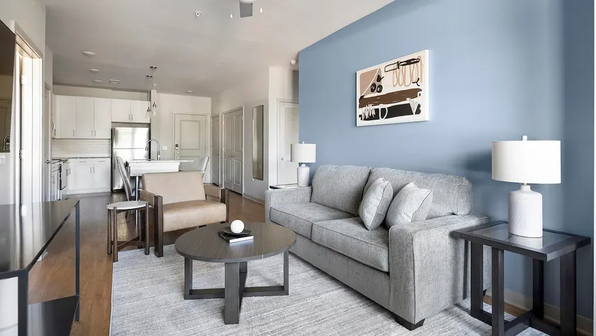 Landing | Chic 2BD, Gym, Yoga Studio - Image 1