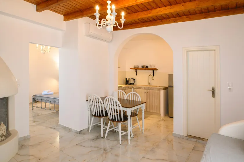 ”Castellano” two-room Studios - Chora Amorgos - Image 1