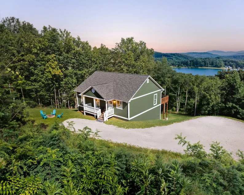 North Georgia Lake House: Lake Views & King Suite - Image 1