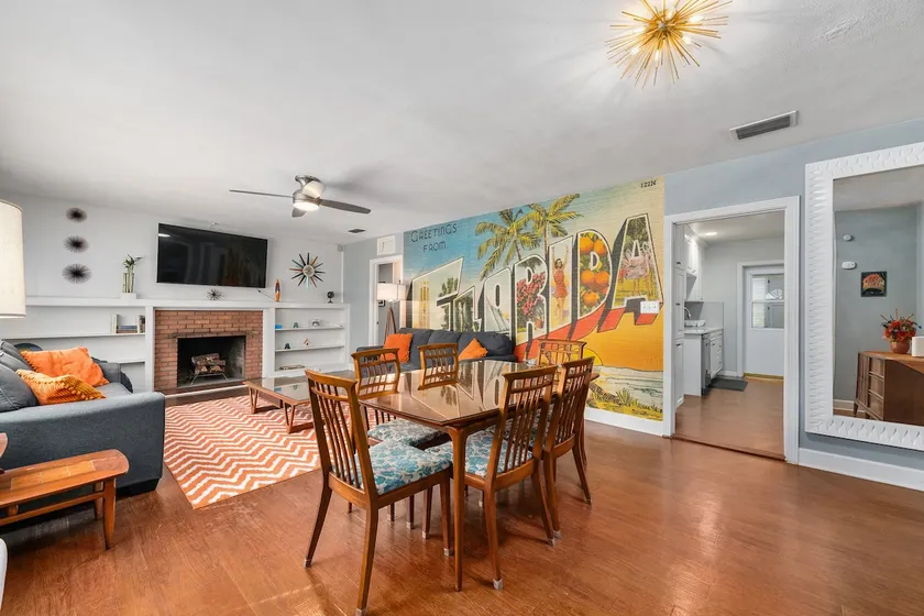 Midcentury Marvel pool home near University of Florida - Image 1