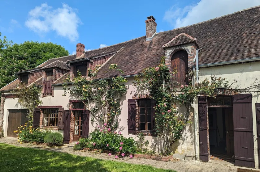 Burgundian farmhouse - stay with family and friends - Image 1