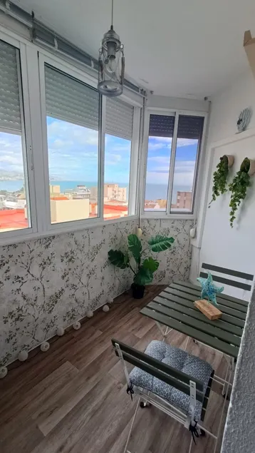 Modern studio with ocean views - Image 1