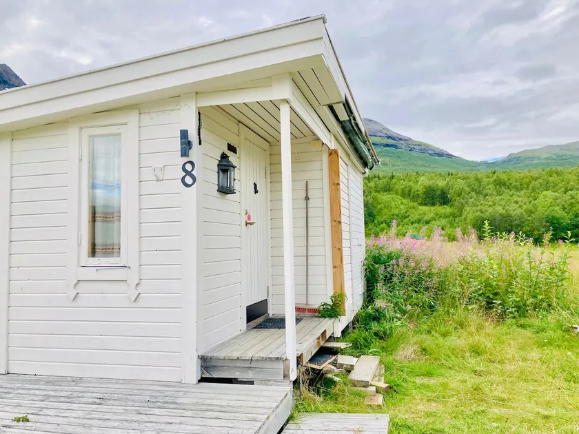 Cabin 8 - Image 1