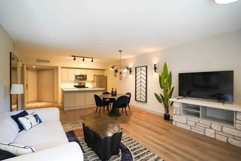 Private Balcony Suite with Jacuzzi Off of Bedroom! - Image 1