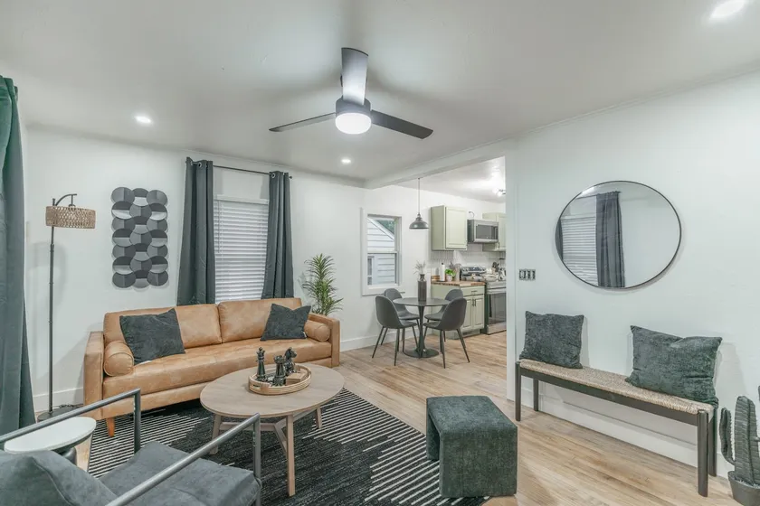 BOHO HOME- 1 min from highway/State fair/downtown - Image 1