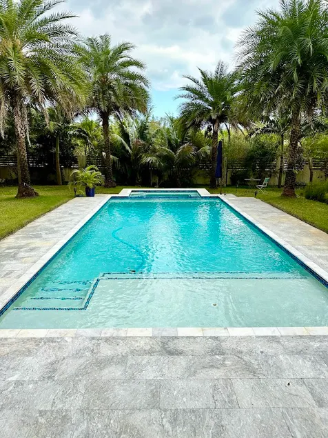 Hidden Oasis - Private suite with pool access - Image 1