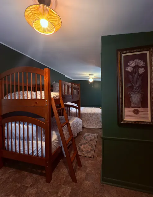 Harrietta Guest House - Image 1