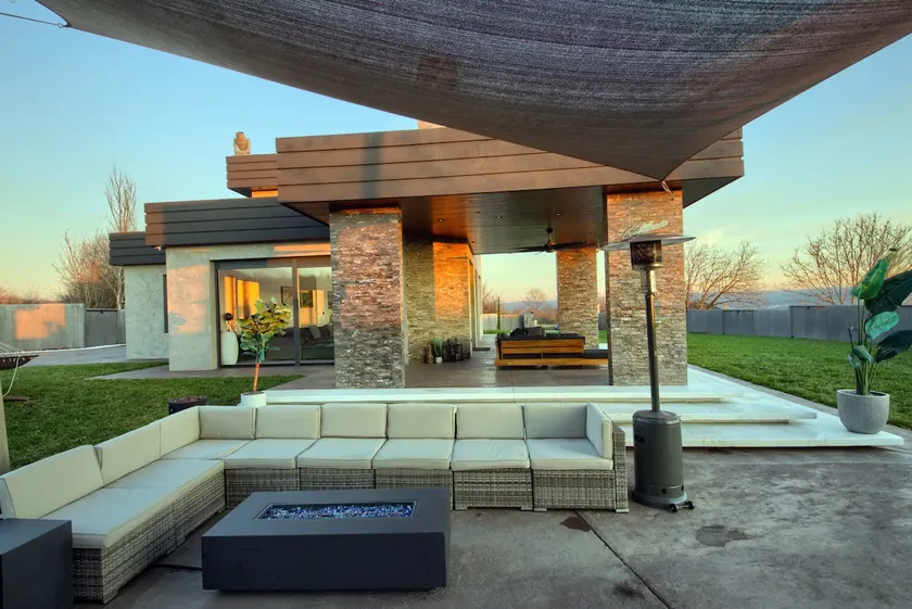 Luxe Villa & Hilltop Hideaway with Scenic Views - Image 1