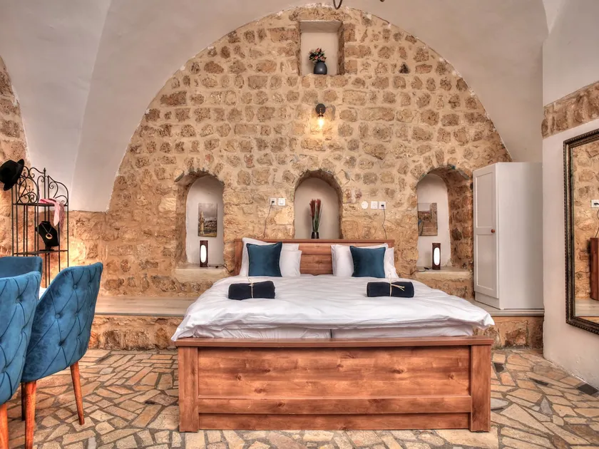 Odem Suite at the Avnei HaChoshen Estate - Image 1