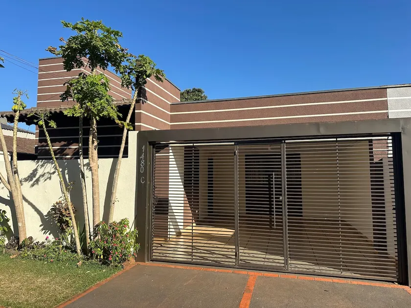 House with 2 bedrooms - Image 1