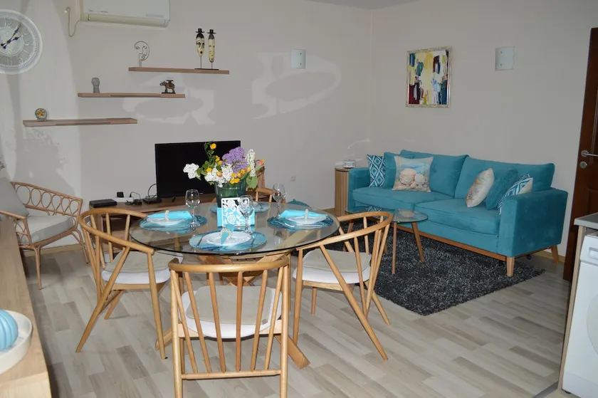 Cozy apartment for overnight stays Hristo Smirnenski - Image 1