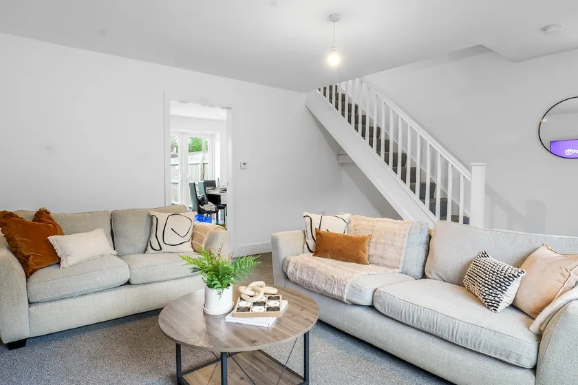 Quiet St Helens Home Near Train Station With Free Parking And WiFi - Image 1