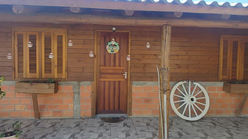 Fronteiriços Guesthouse (Rural) - Image 1