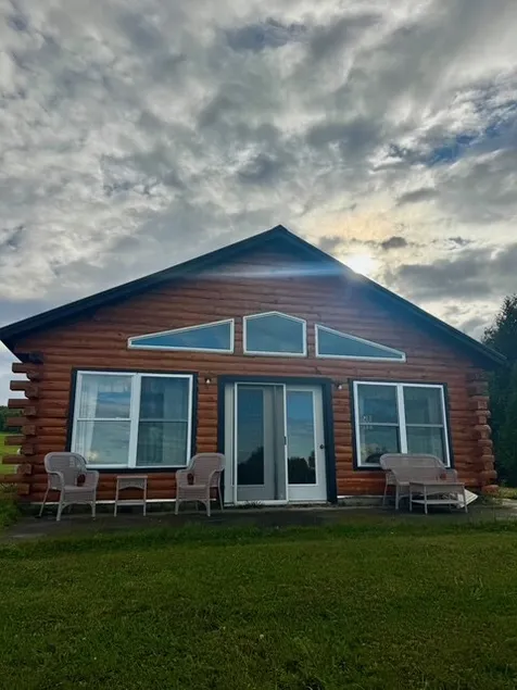 Cabin Breathtaking Views - Image 1
