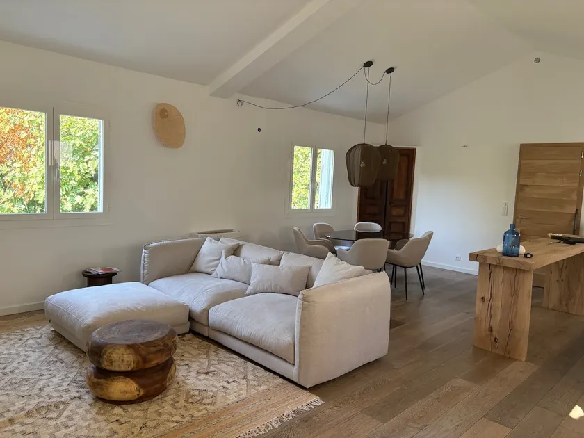 Peaceful house close to the sea, with a swimming pool - Image 1