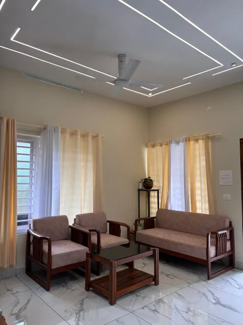 Tropical villa - Image 1
