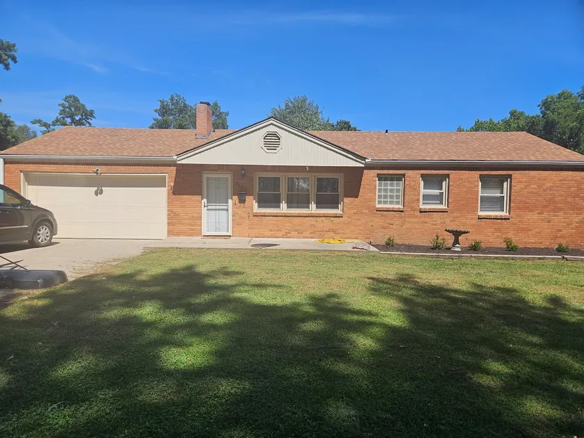 Raytown Ranch - Your Mahome Away from Home - Image 1