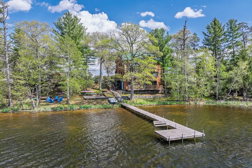 Escape on Brandy Lake-Water Toys-Great Fishing - Image 1