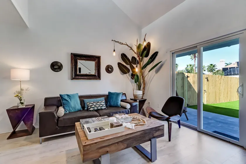 Classy Bohemian Beach Cabana- Close to Beach - Image 1