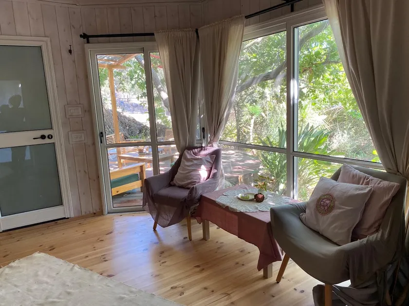 Apartment in the valley - Image 1