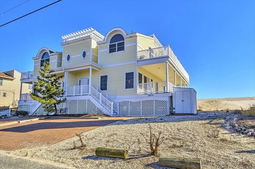 Ocean Front Oasis on LBI with Stunning Views - Image 1