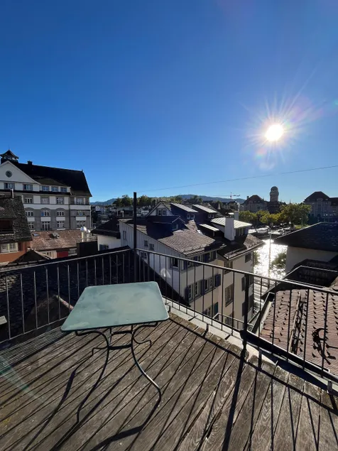 Stylish Oldtown Stay with stunning view - Image 1