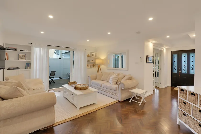 Villa Luna - Image 1
