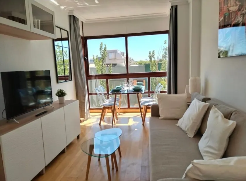 Campezo Suite 128 - Image 1