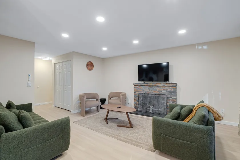 Portland Retreat with Fenced Yard - Image 1
