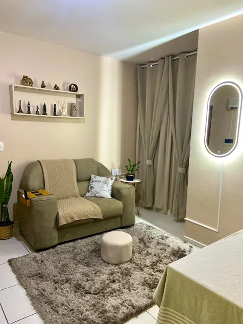 Beautiful 2-Bedroom Apartment with Garage-5 min Downtown - Image 1