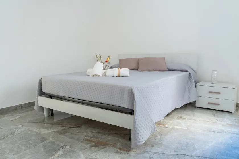 Paradise House - Image 1
