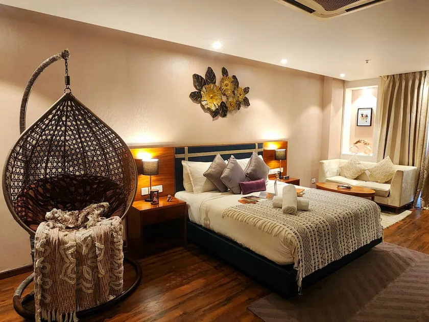 Spacious & Stylish apartment 1 - Image 1