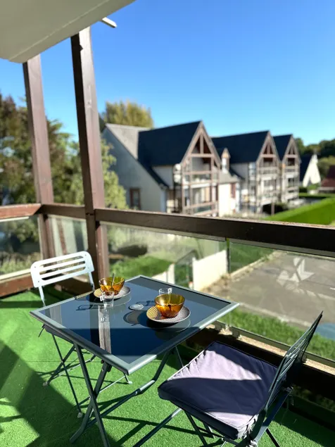 2-Room Apartment - Blois - Pool - Image 1