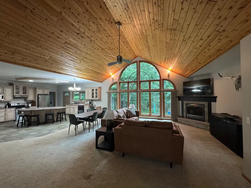 Castle Rock Retreat - Image 1