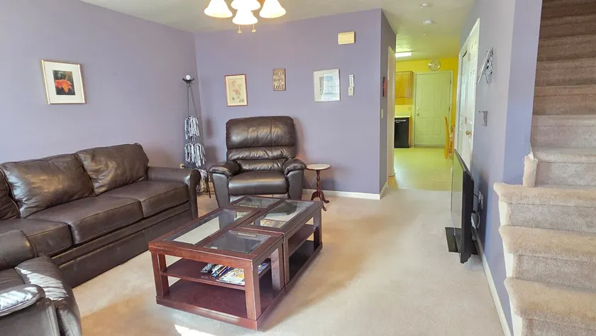 Reedsville Townhouse -near Penn State - Image 1