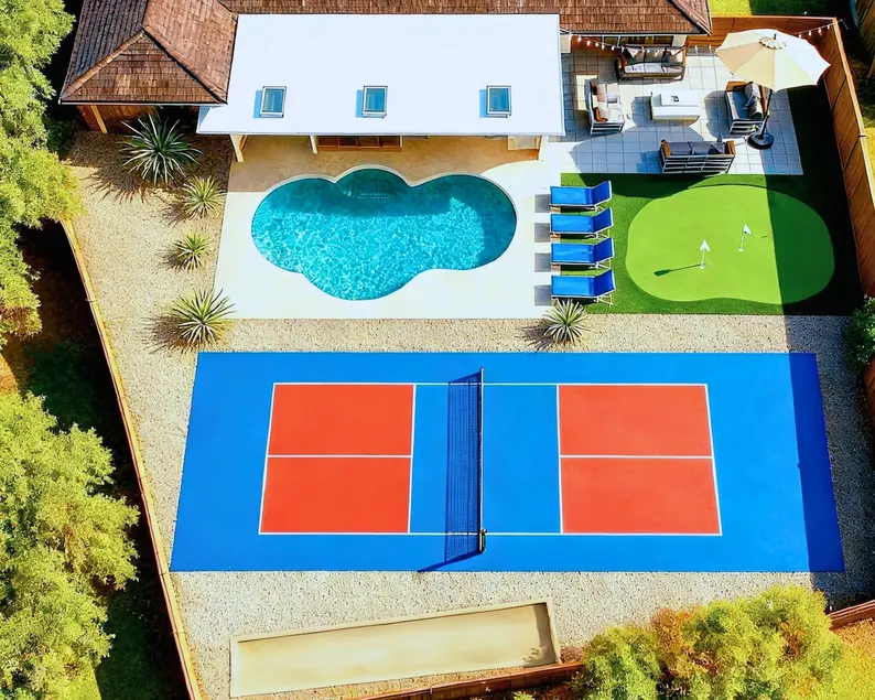 Heated Salt Water Pool - Pickleball - Putt Putt - Image 1