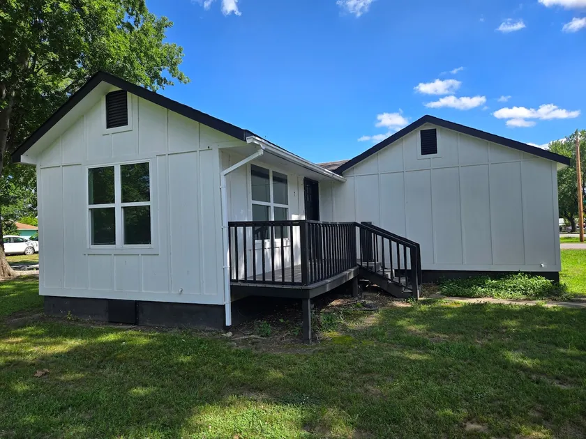 Ora House - Image 1